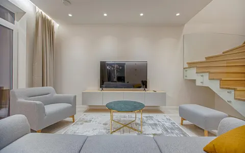 Baño con acabados en porcelanato, El Peñón