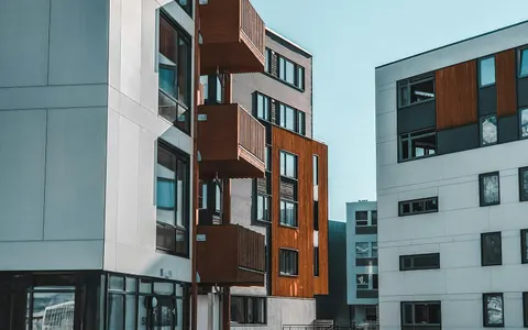 Vista exterior del edificio en Laureles, Bogotá